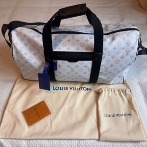 Louis Vuitton: Keepall 50 “ski collection”